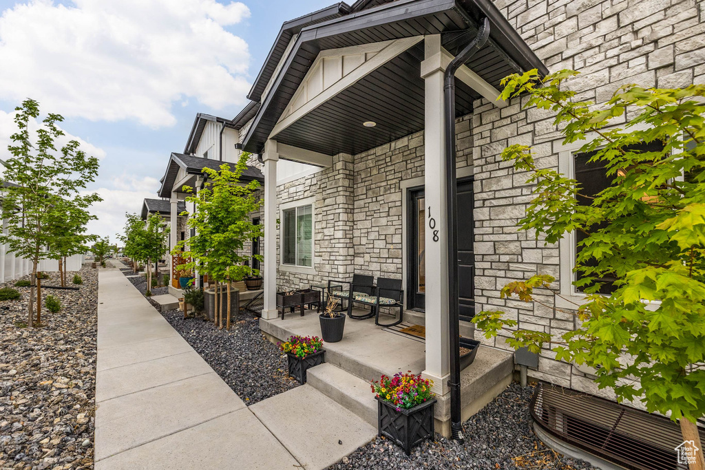 View of patio / terrace with a porch