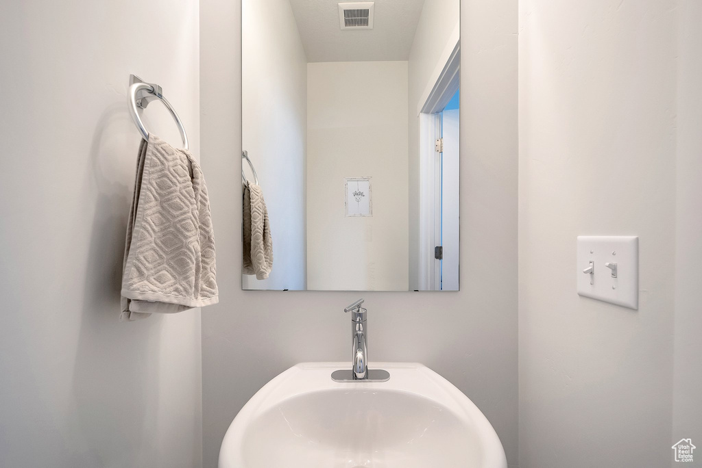 Bathroom with a sink