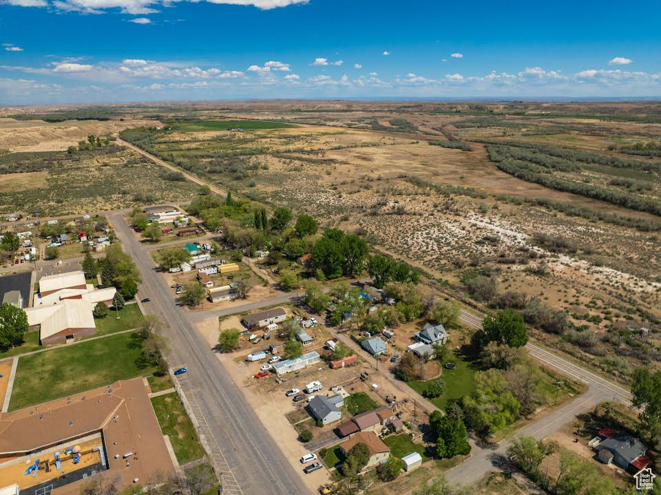 Aerial view of property and surrounding area