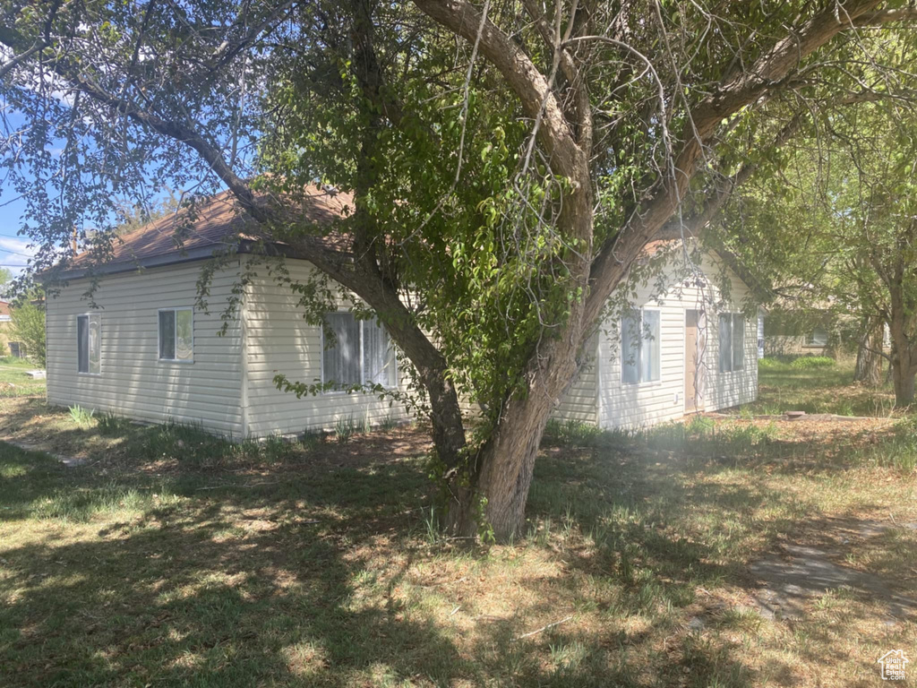 View of home\\\'s exterior