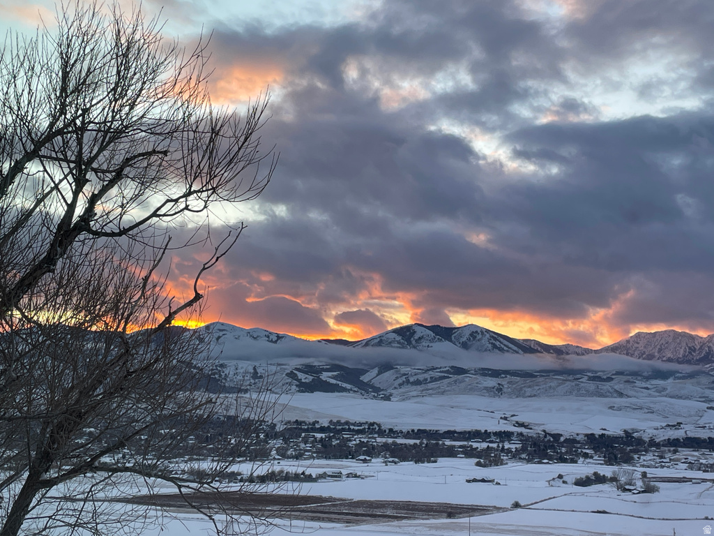 8410 S 890 E Paradise, UT 84328