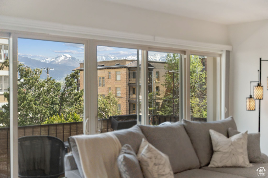 Living area with a mountain view