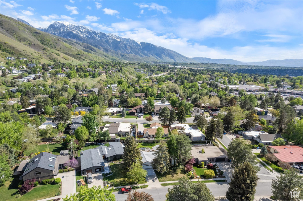 Aerial perspective of suburban area with mountains
