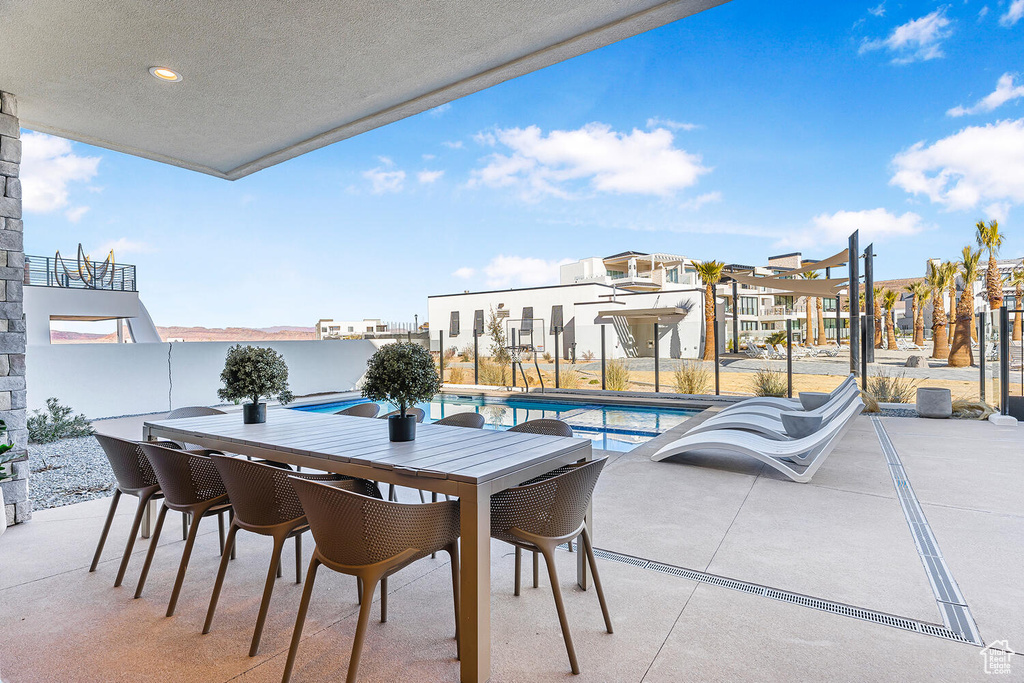 View of patio / terrace with outdoor dining area