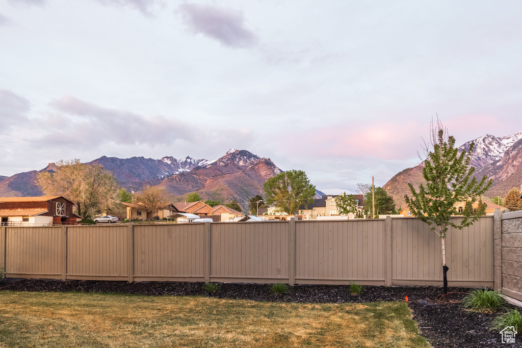 View of yard with a mountain view