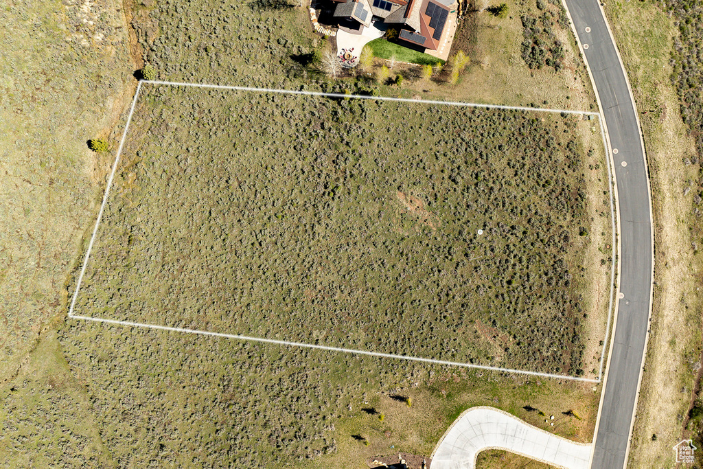 Aerial map of property and surrounding area