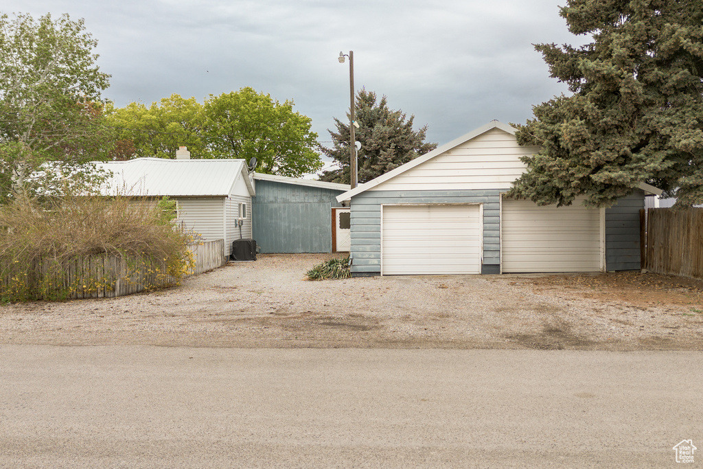 Detached garage with fence
