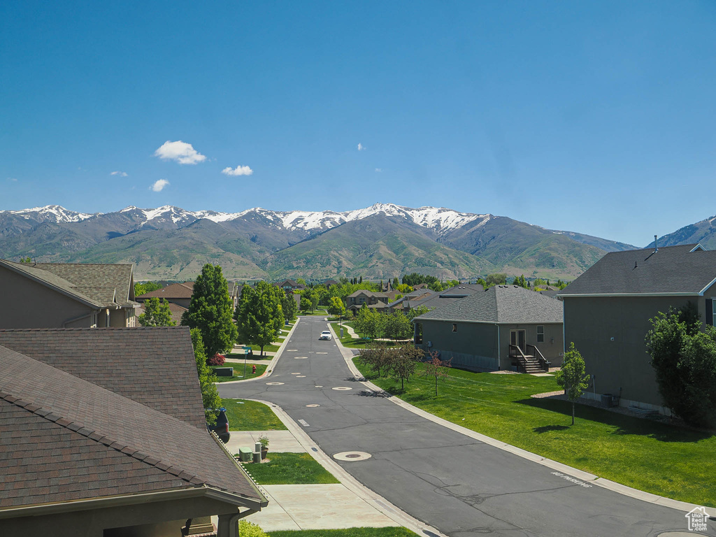 Mountain view with nearby suburban area