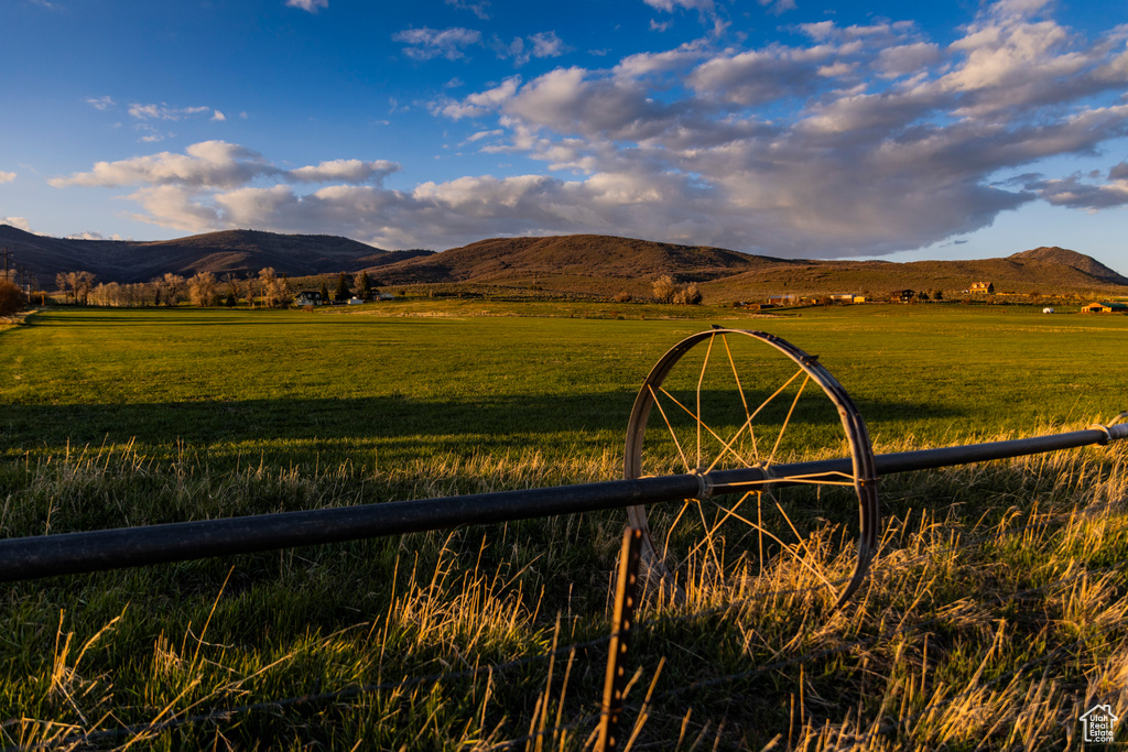 View of mountain background featuring rural landscape and a pastoral area