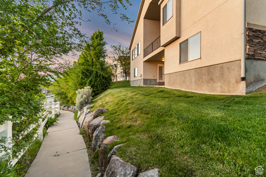 Surrounding community featuring a lawn
