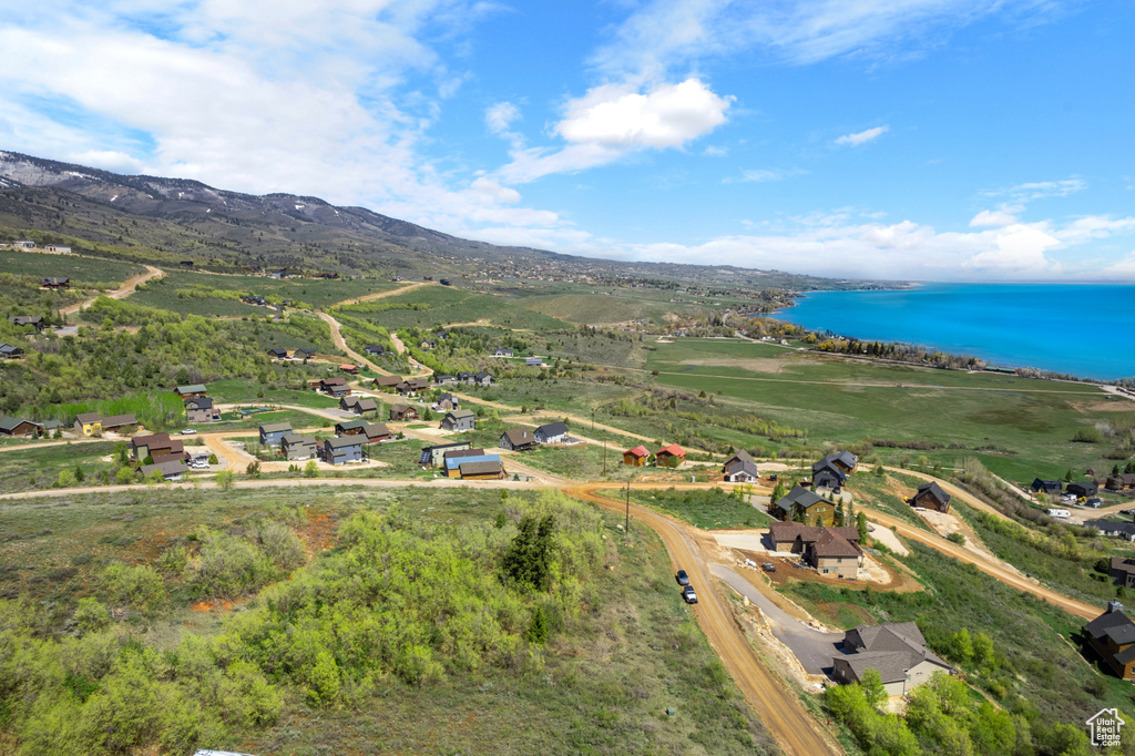 Bird's eye view of a water and mountain view