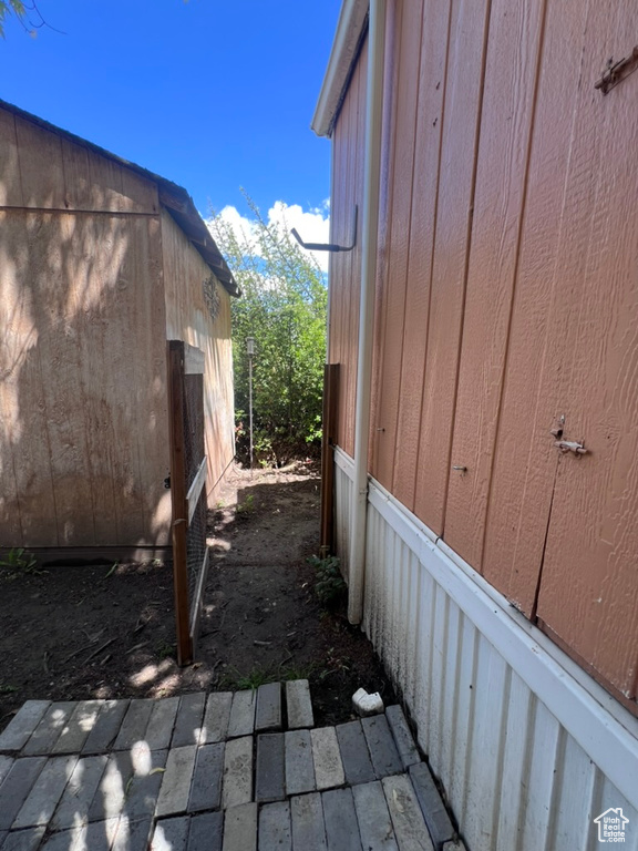 View of home's exterior