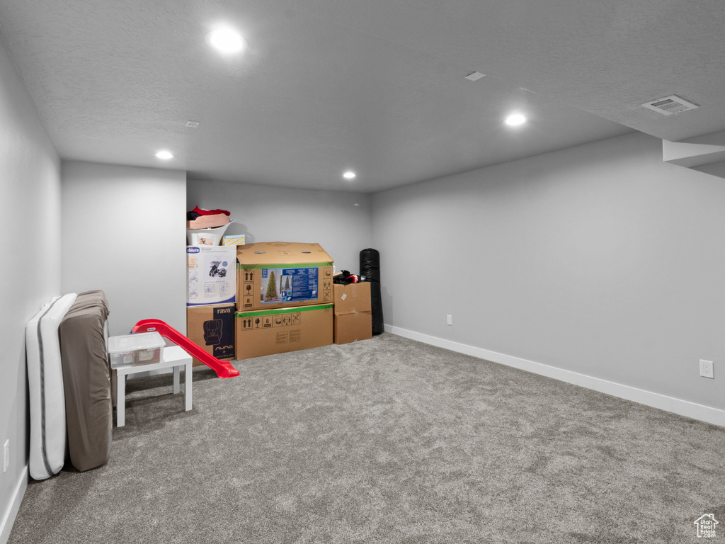 Playroom with recessed lighting, carpet flooring, and baseboards
