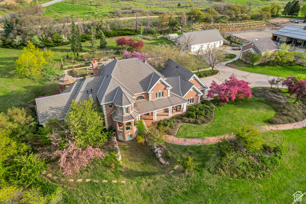 Aerial view of property and surrounding area
