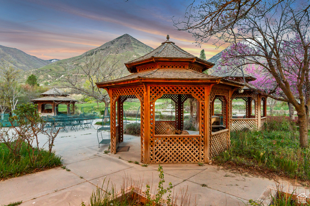 View of property\'s community featuring a gazebo and a mountain view