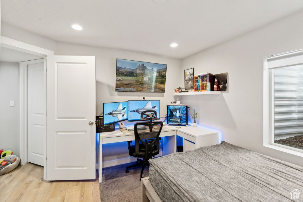 Bedroom featuring light wood-style floors and recessed lighting