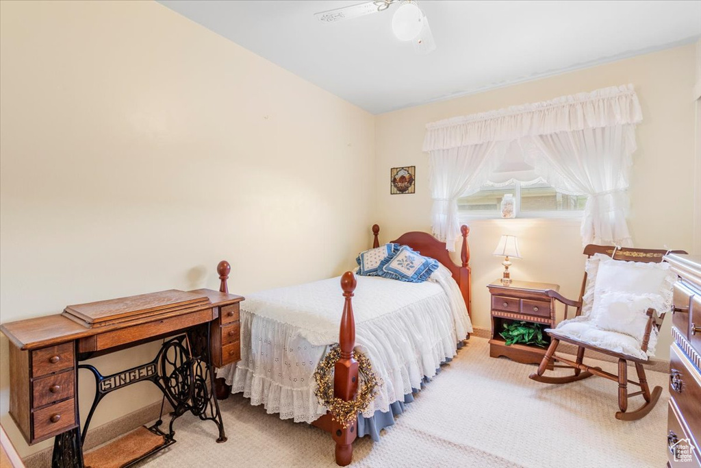 Bedroom with a ceiling fan