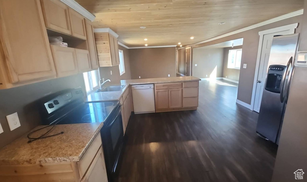 Photo 5 for MLS #2083774 at 653 E Main #16