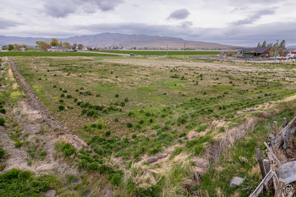 View of mountain background with rural landscape