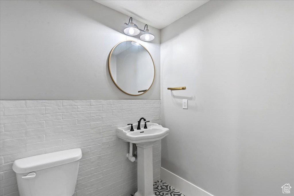 Bathroom featuring toilet