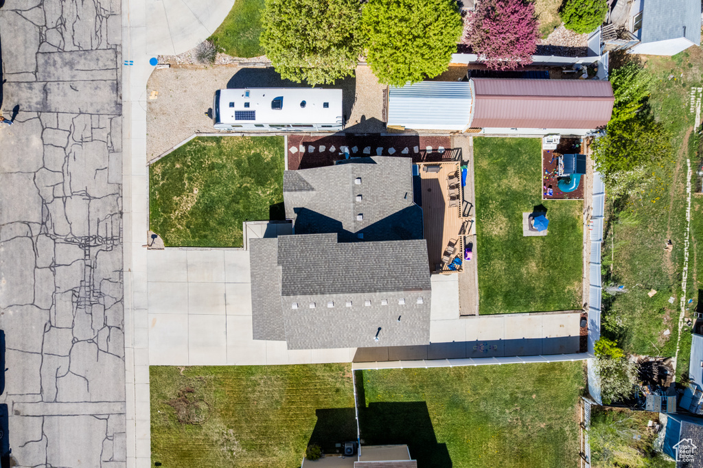 Bird\'s eye view
