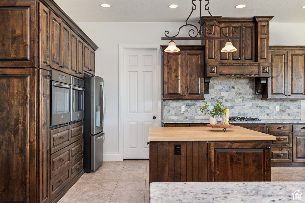 Photo 10 for MLS #2083964 at 947 W Amethyst Dr
