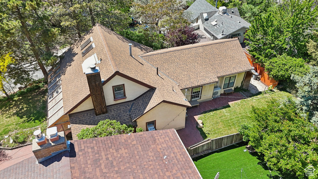 Aerial view of property and surrounding area
