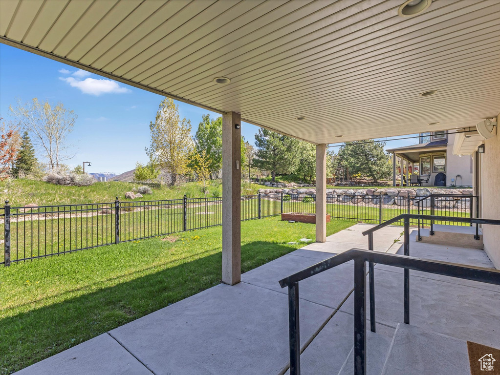 View of patio / terrace with a mountain view