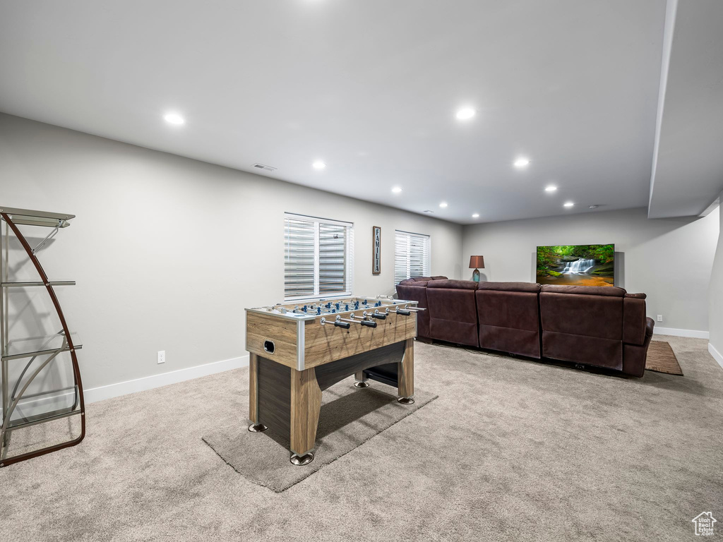 Rec room with carpet, baseboards, and recessed lighting