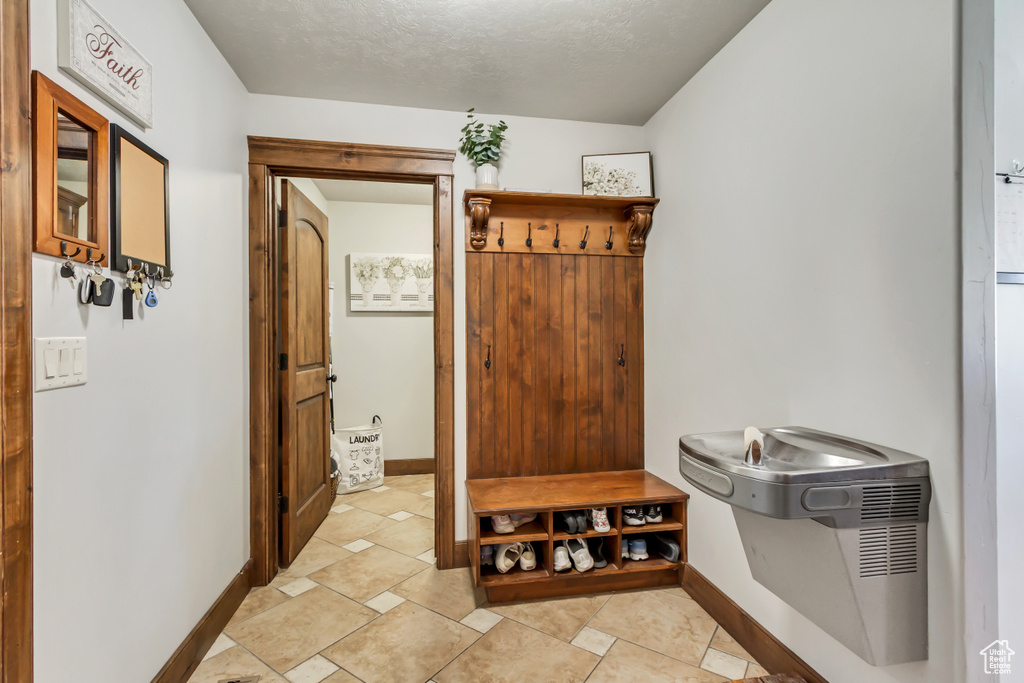 Mudroom with baseboards