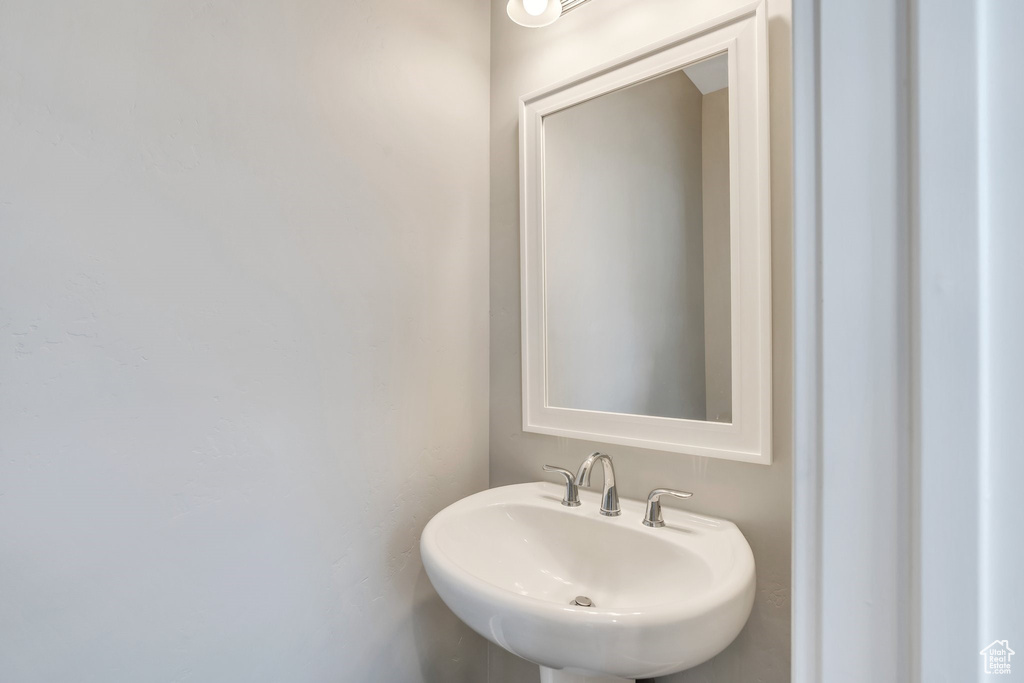 Bathroom with a sink