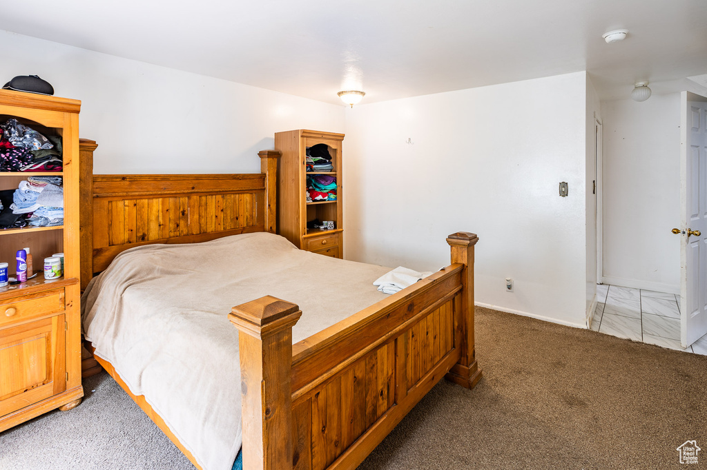Bedroom featuring carpet floors