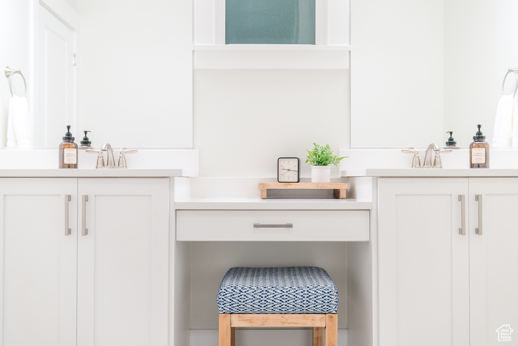 Full bathroom featuring vanity