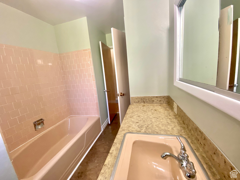 Bathroom with a sink