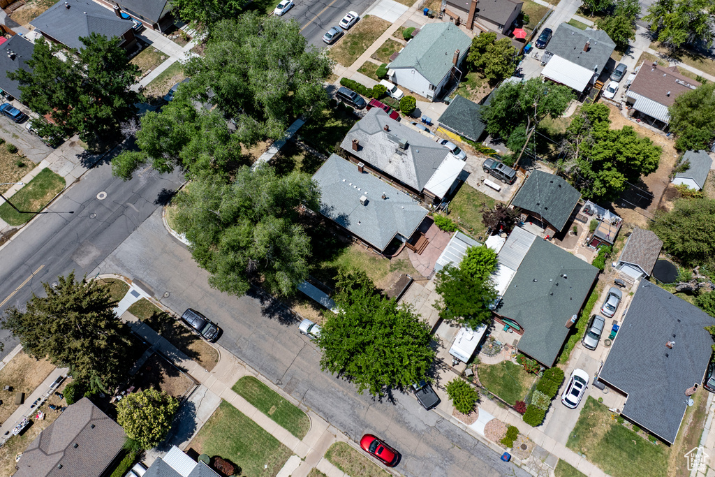 Aerial view of property\'s location with nearby suburban area
