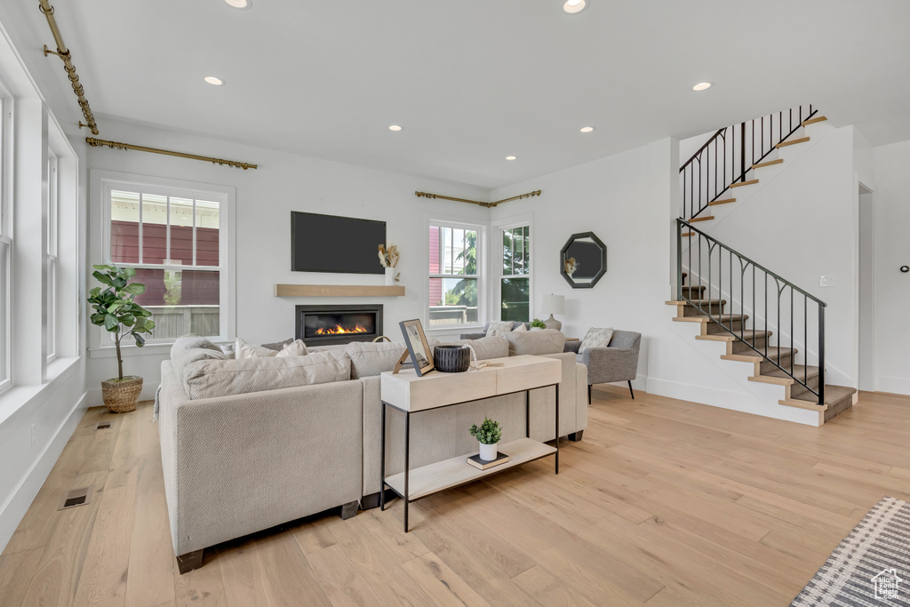 5038 W LAKE AVE South Jordan, UT 84009