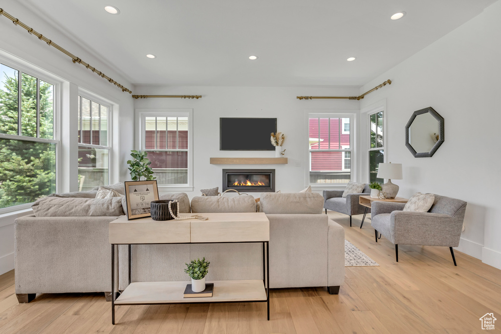 5038 W LAKE AVE South Jordan, UT 84009