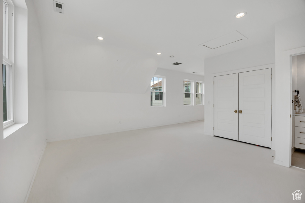 5038 W LAKE AVE South Jordan, UT 84009
