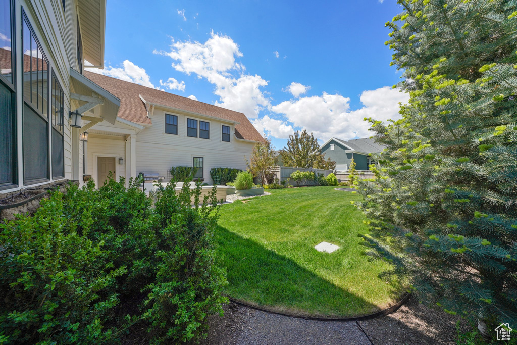 5038 W LAKE AVE South Jordan, UT 84009