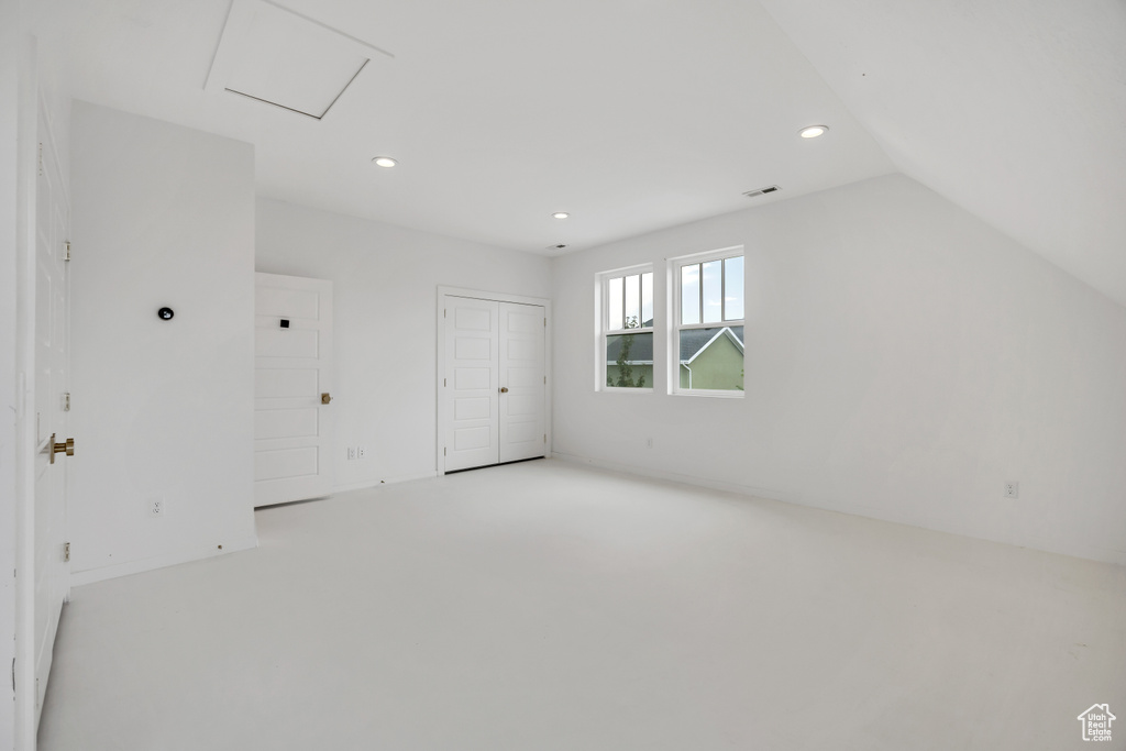 5038 W LAKE AVE South Jordan, UT 84009
