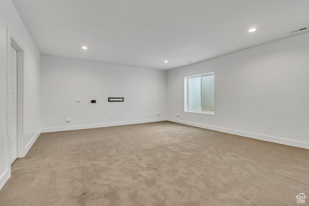 5038 W LAKE AVE South Jordan, UT 84009