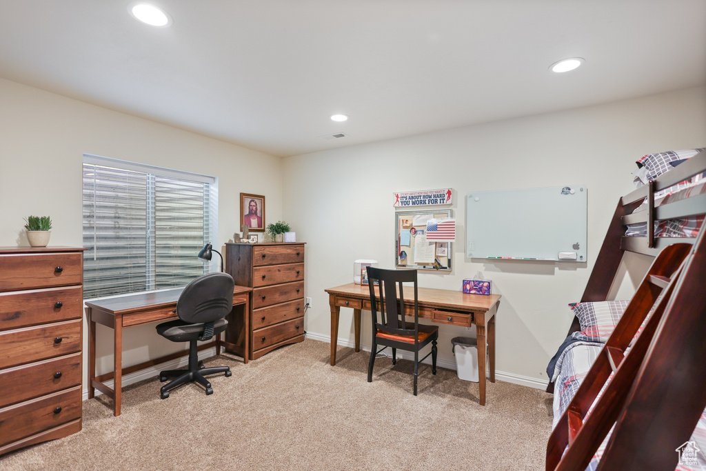 Office with carpet, recessed lighting, and baseboards