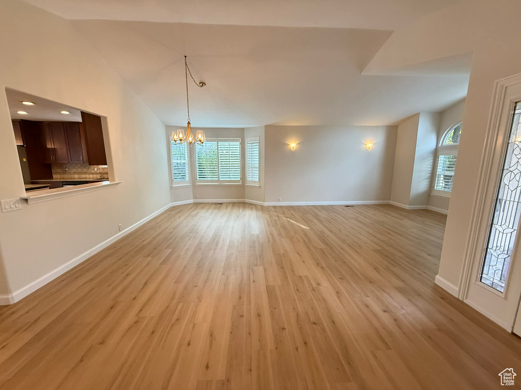 Photo 12 for MLS #2084079 at 6721 S Costa Cv