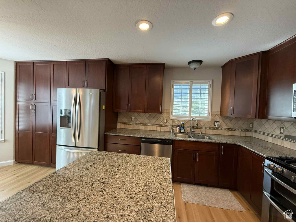 6721 S COSTA CV Cottonwood Heights, UT 84121