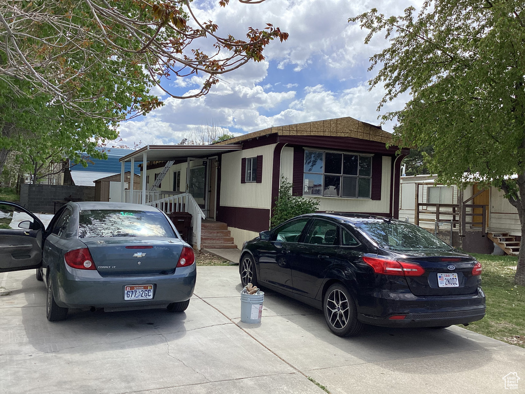 View of manufactured / mobile home