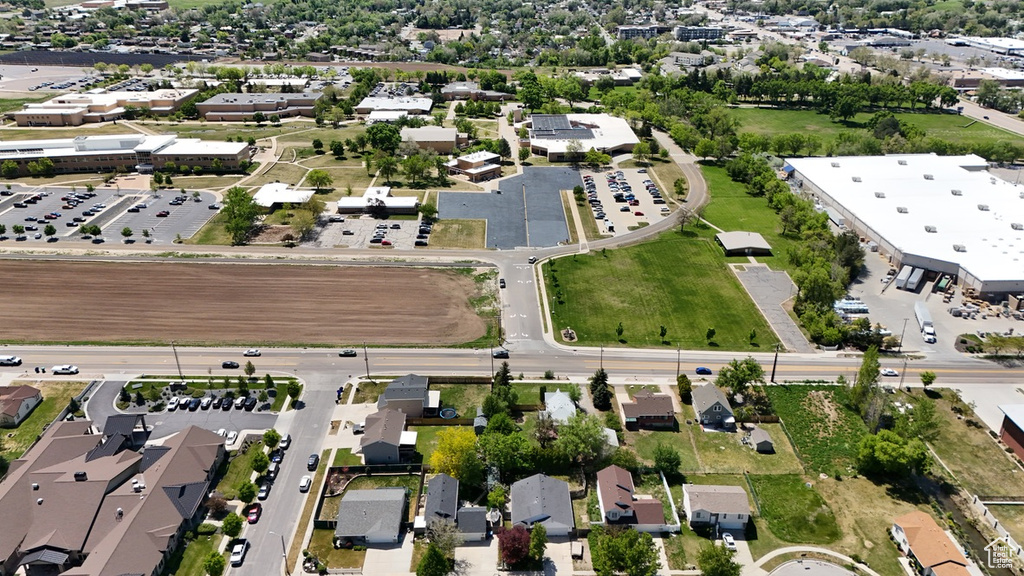 Aerial overview of property\\\\\\\\\\\\\\\\\\\\\\\\\\\\\\\'s location with nearby suburban area
