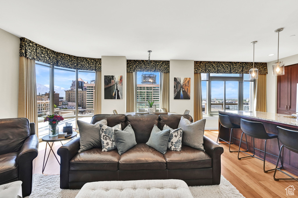 99 W SOUTH TEMPLE #802 Salt Lake City, UT 84101