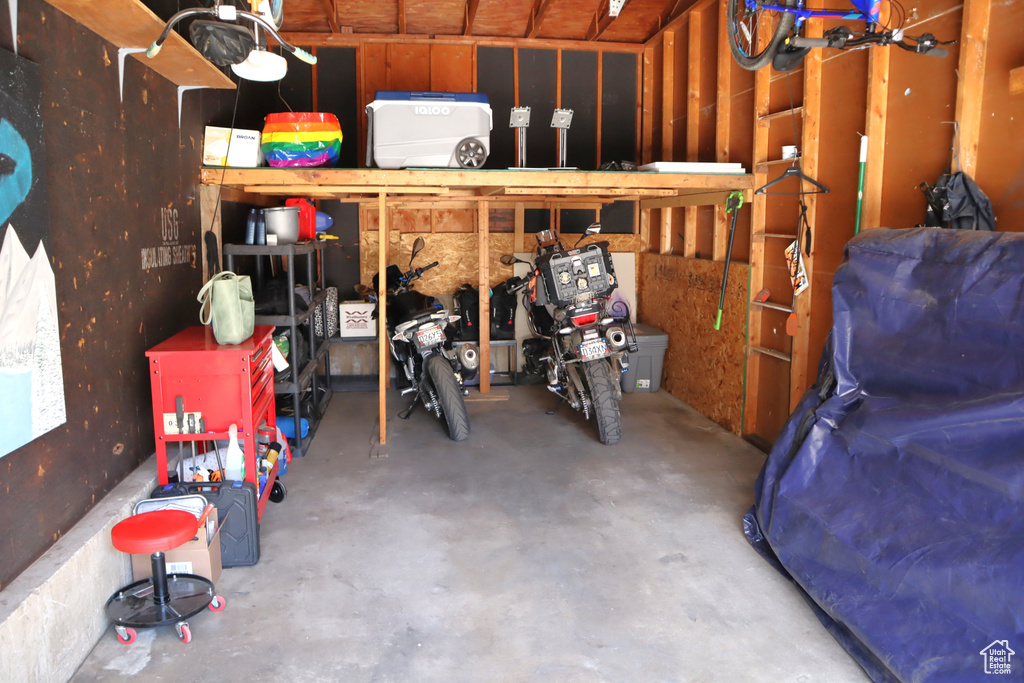 Storage area featuring a garage