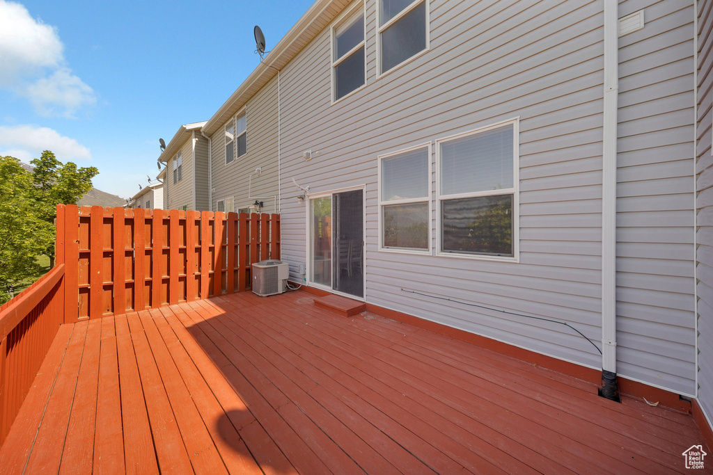 Wooden terrace with cooling unit