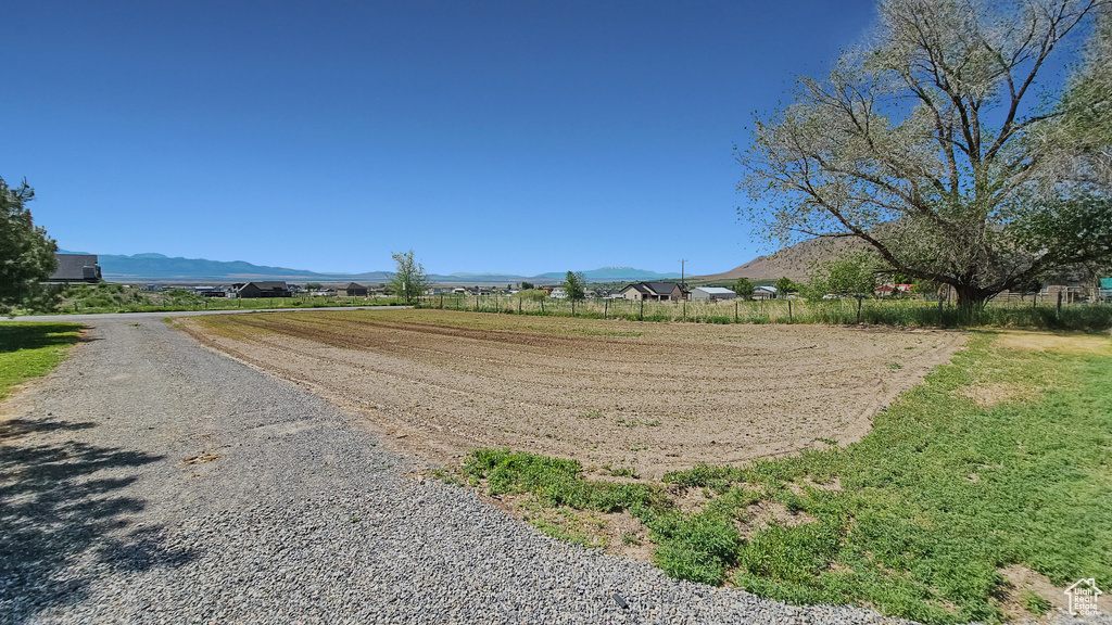 View of home's community with a mountain view